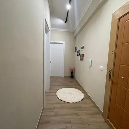 Luxe Tirana